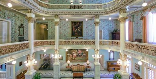 The Menger Hotel